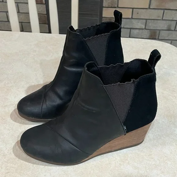Toms Shoes Euc Toms Kelsey Wedge Bootie Poshmark